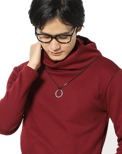 裏起毛素材タートルネックＴシャツ
